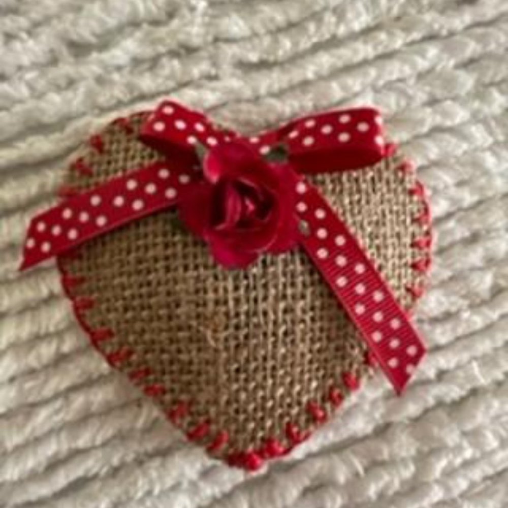 Hearts. Set of 6 Lavender scented. Hand Crafted. New - Picture 2 of 3